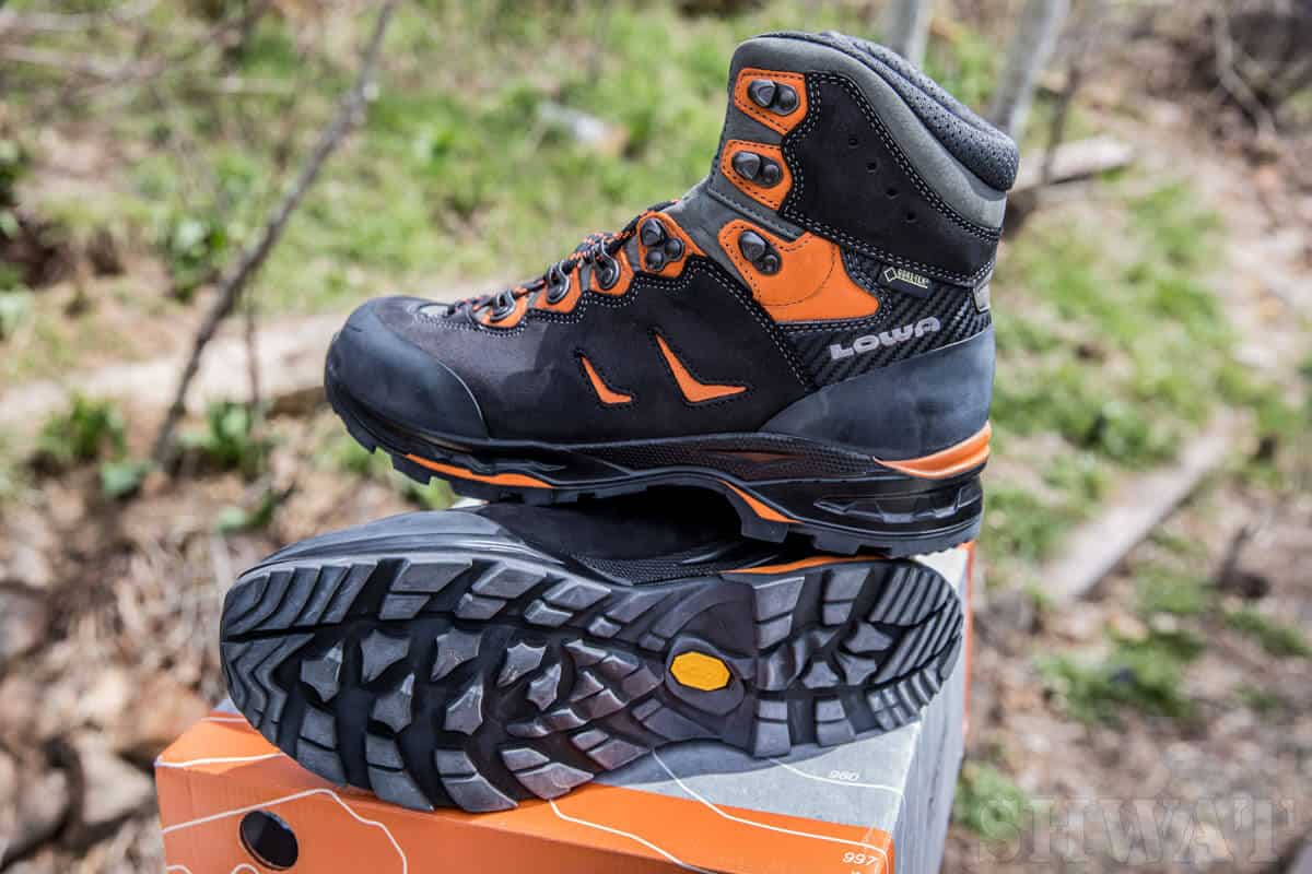 review-lowa-camino-gtx-boots